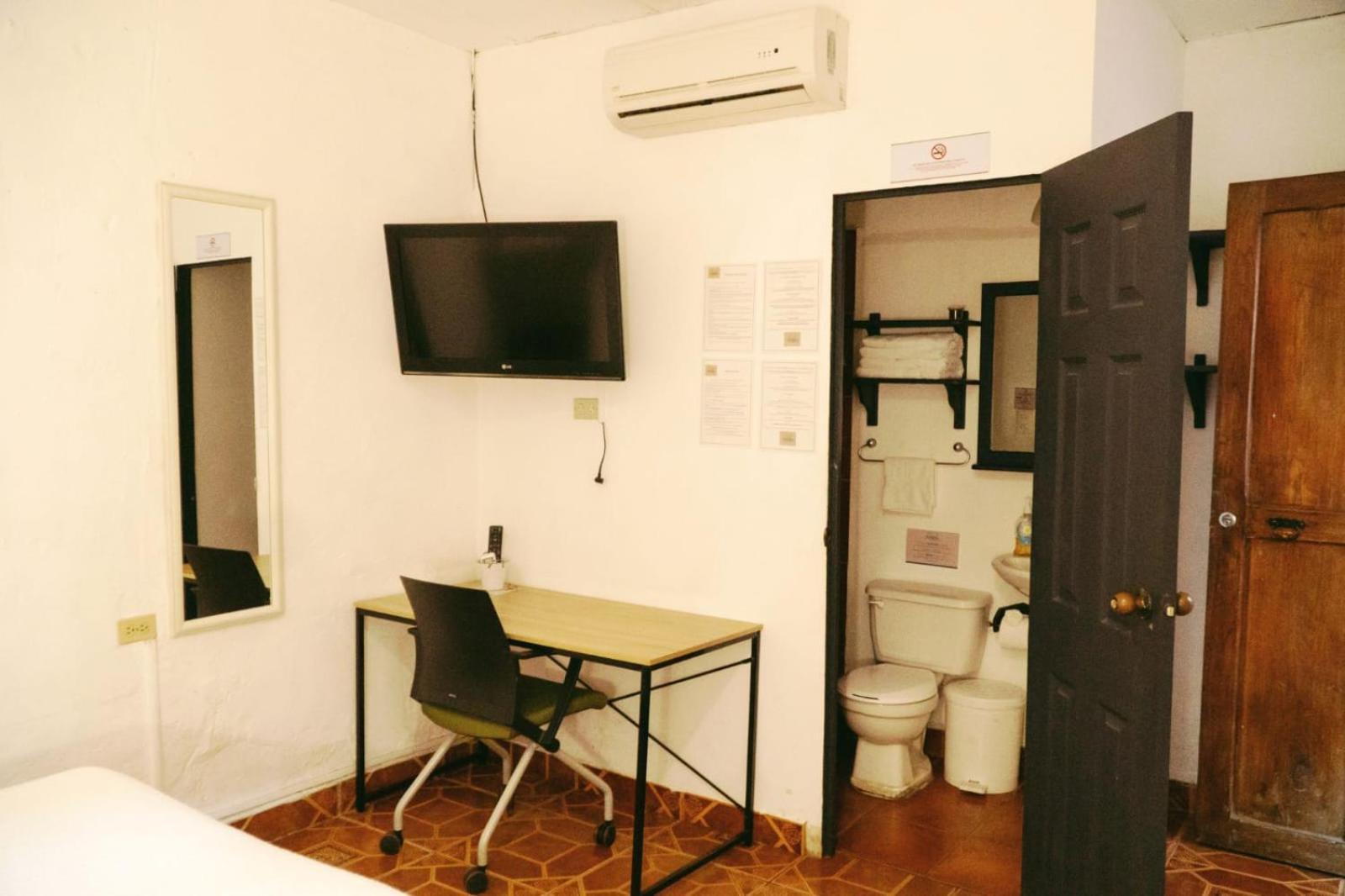 La Casa De Mamapan Hotel Colonial Ahuachapan ภายนอก รูปภาพ