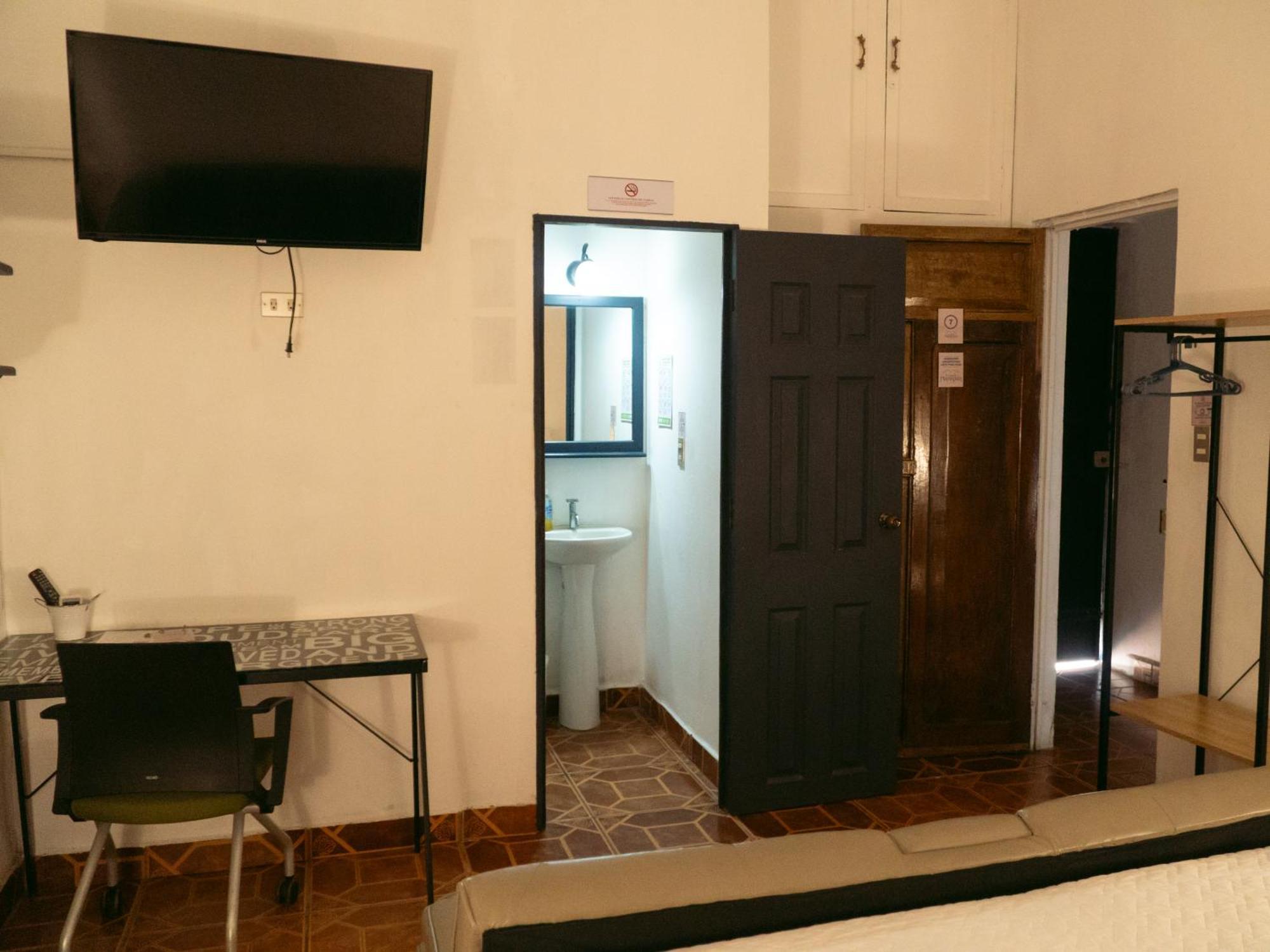 La Casa De Mamapan Hotel Colonial Ahuachapan ภายนอก รูปภาพ