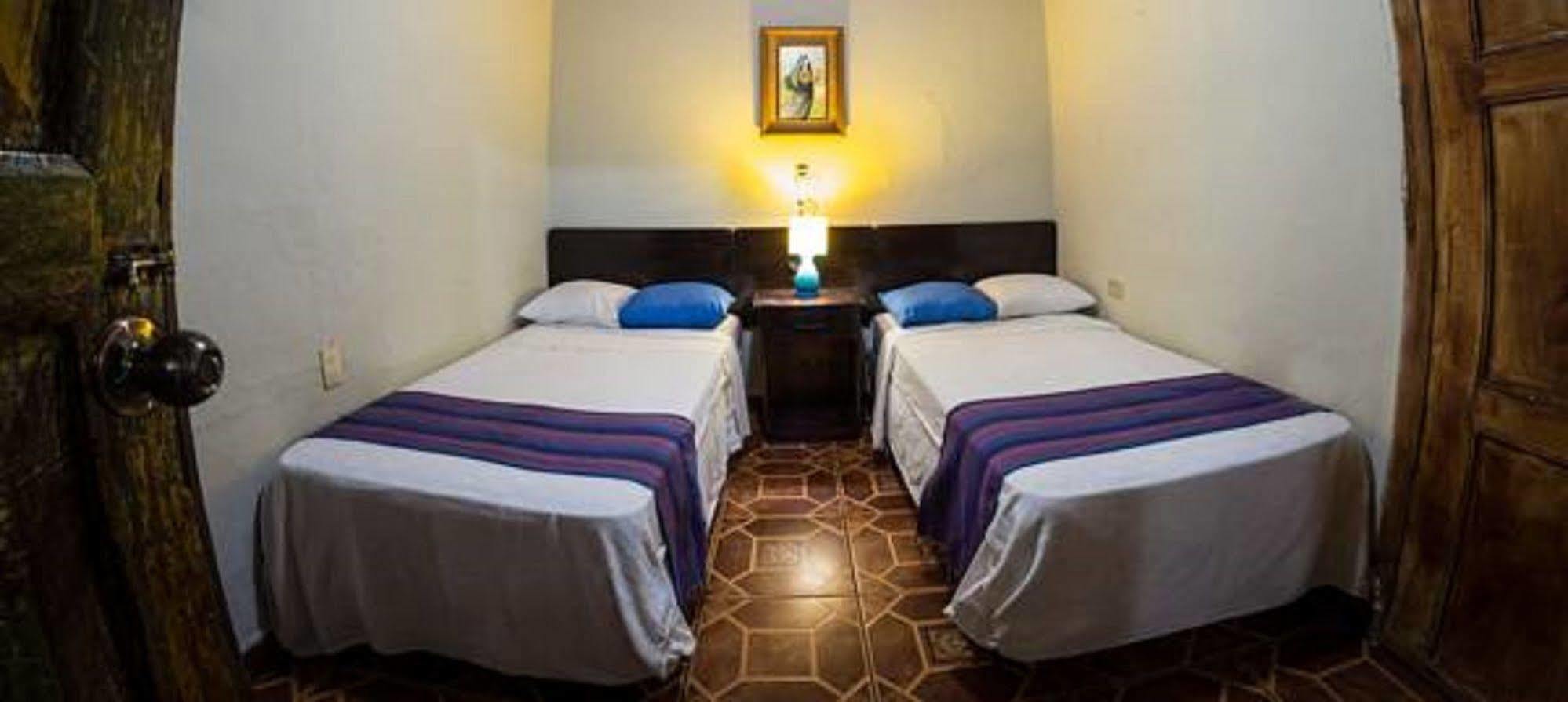 La Casa De Mamapan Hotel Colonial Ahuachapan ภายนอก รูปภาพ